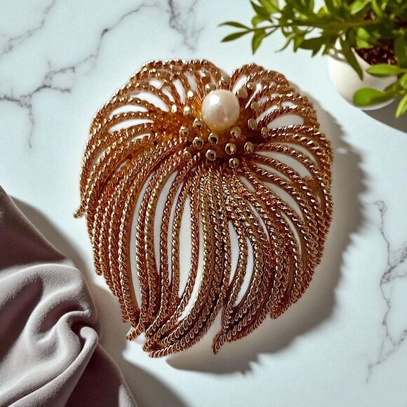 Vintage Waterfall Brooch Pin Spill Fireworks Cordelia Ropes Flower Gold Tone MCM - Picture 11 of 13